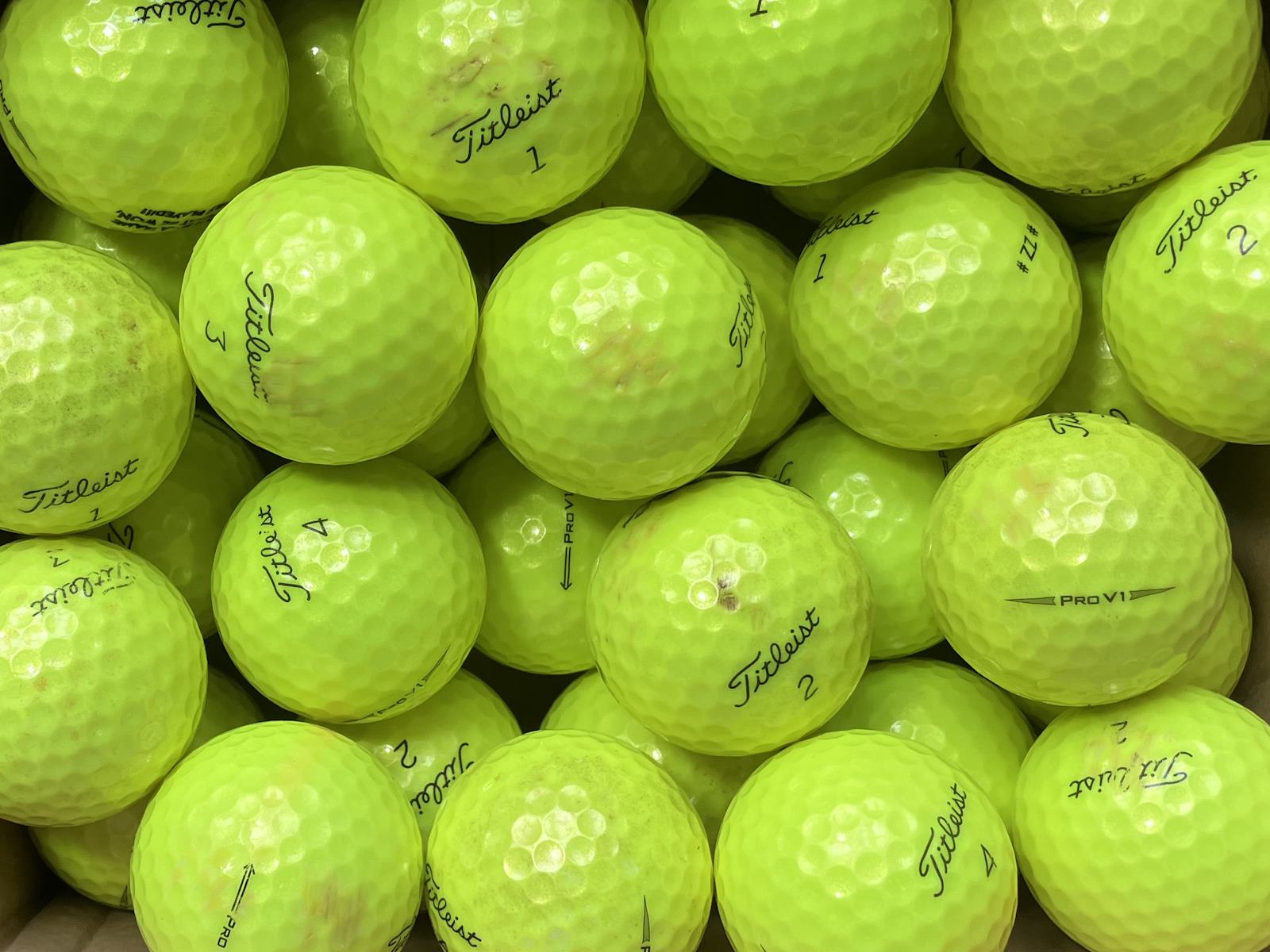 Titleist Pro V1 Gelb Lakeballs - gebrauchte Pro V1 Gelb Golfbälle B-Qualität