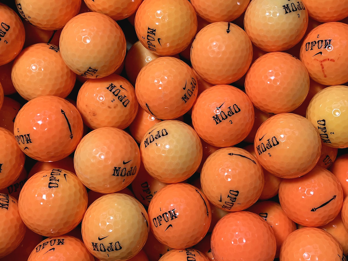 Nike Mojo Orange Lakeballs - gebrauchte Mojo Orange Golfbälle AA/AAA-Qualität