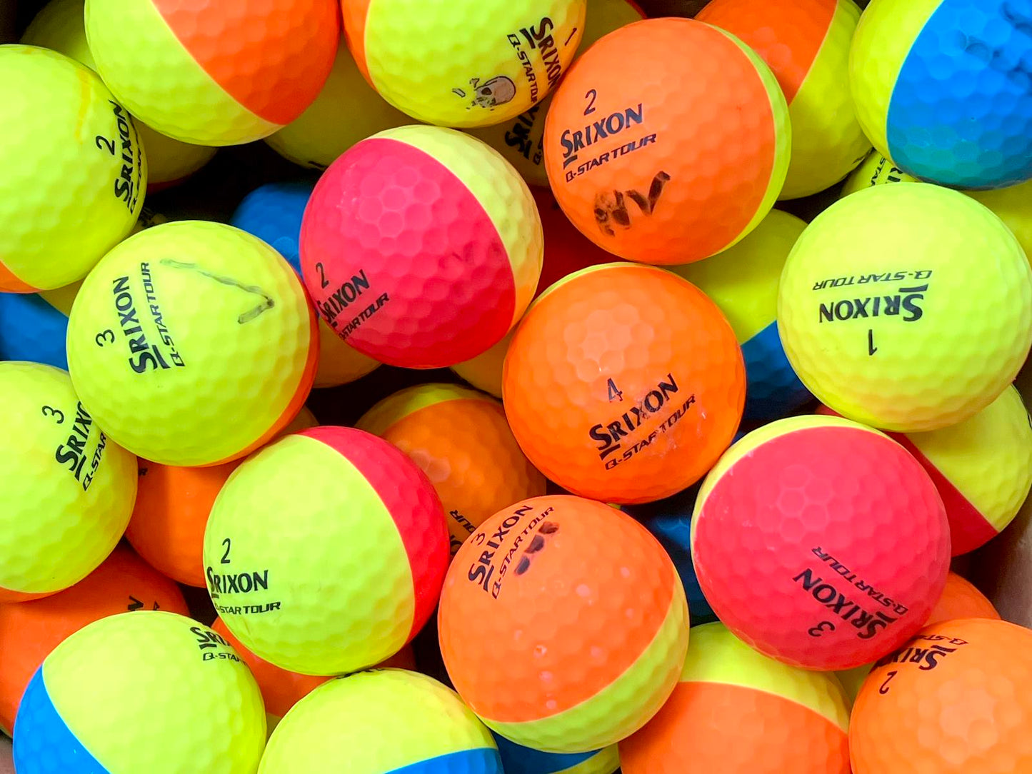 Srixon Q-Star Tour Divide Bunt Lakeballs - gebrauchte Q-Star Tour Divide Bunt Golfbälle AA/AAA-Qualität