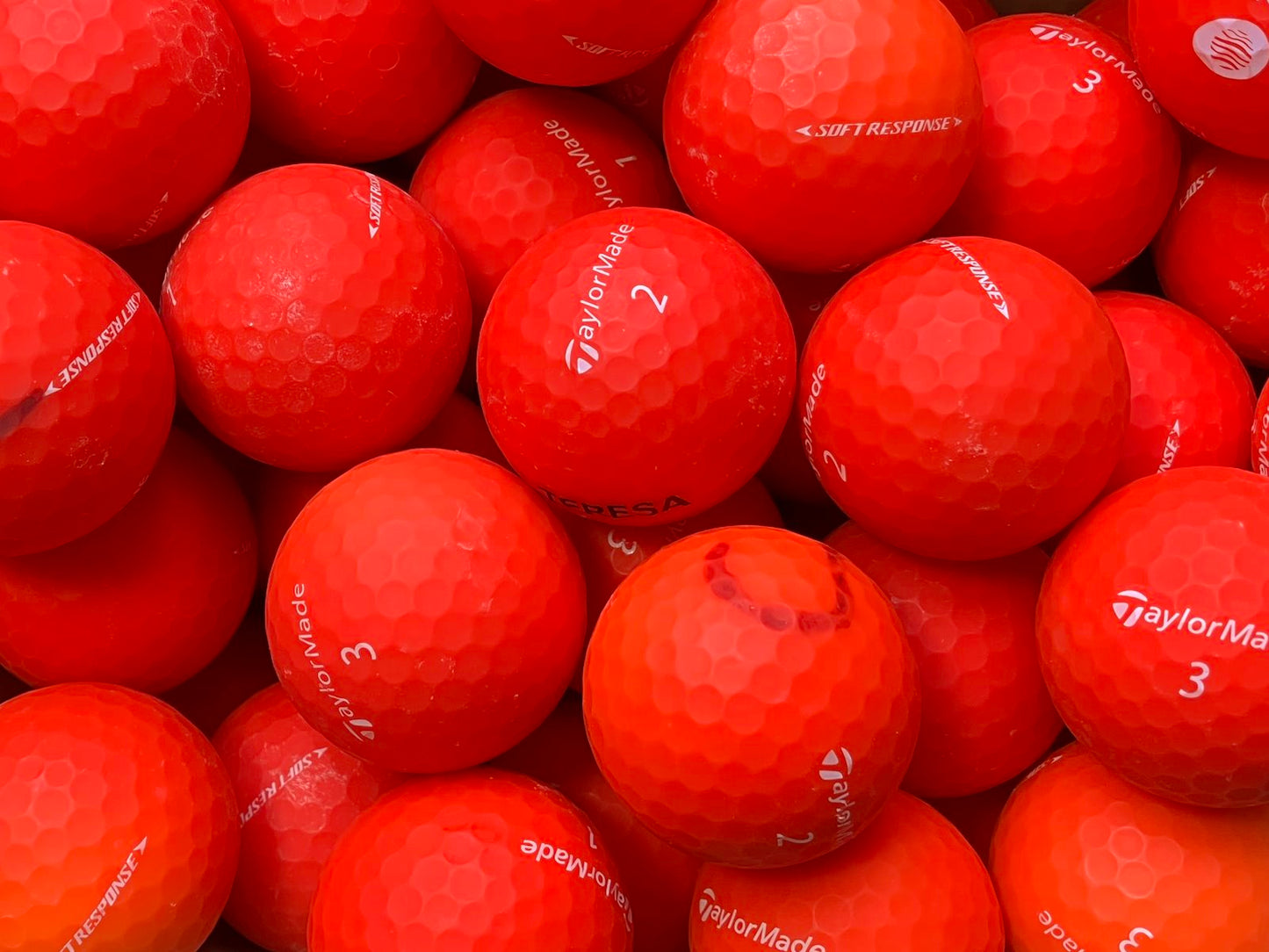 TaylorMade Soft Response Matt Rot Lakeballs - gebrauchte Soft Response Matt Rot Golfbälle AA/AAA-Qualität